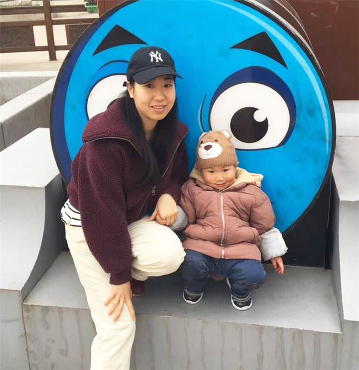 010 胡瑩 010 胡瑩