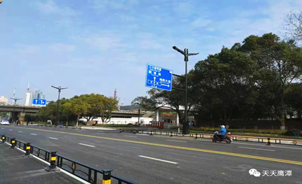 鷹潭首條智慧大道上這些智慧路燈，是怎樣使用“三頭六臂”的？