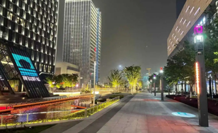 自在蘇州 華燈如晝 | 華體科技5G文化智慧庭院燈，真靚！