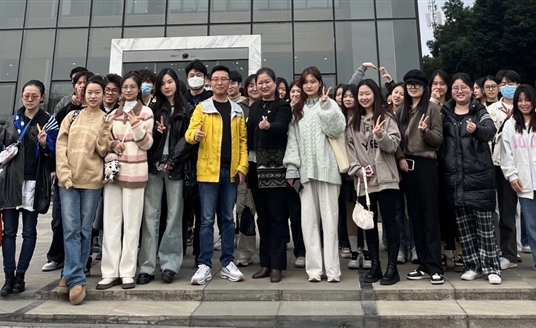 校企交流 協(xié)同發(fā)展 | 四川音樂(lè)學(xué)院美術(shù)學(xué)院赴華體科技參觀學(xué)習(xí)